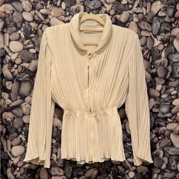 90’s Pleated Blouse - Picture 4 of 10